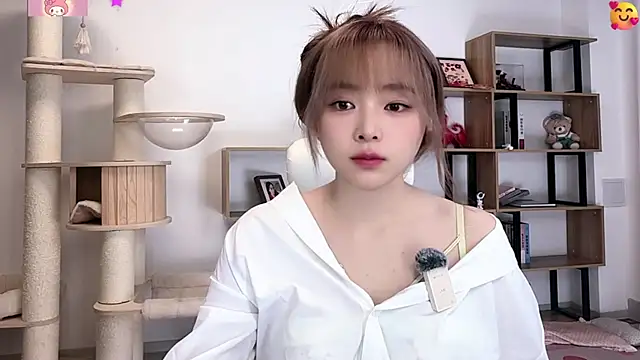 Chenjing0 online show from July 1, 12:37 pm