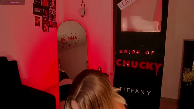 NiaSalvatore online show from October 24, 10:17 pm