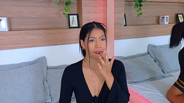 AbieHills online show from June 12, 12:24 pm