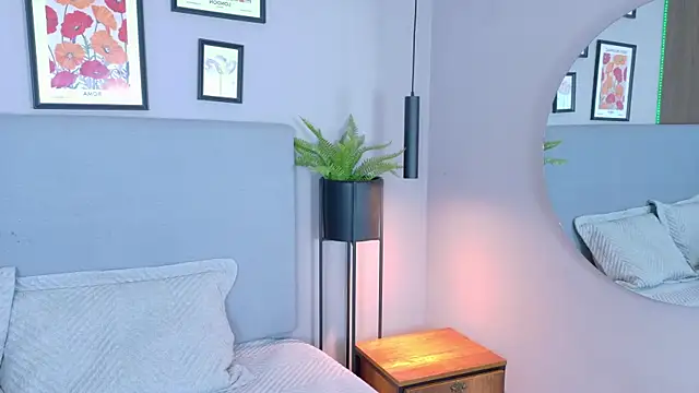 AbieHills online show from July 1, 11:53 am