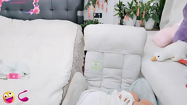 Mi--Manchi online show from March 8, 2:04 am