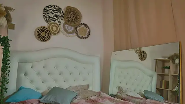 Mikka Blush online show from March 2, 10:37 pm