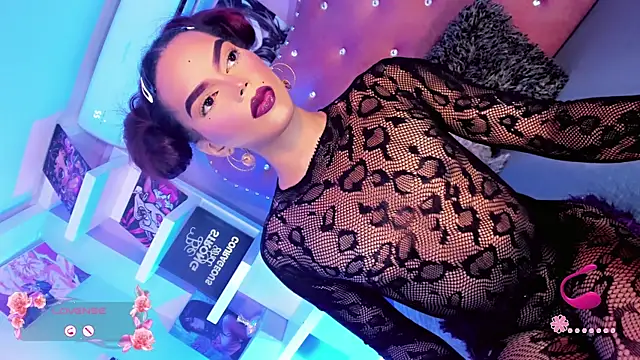 Diiva Smiith online show from June 6, 11:27 am