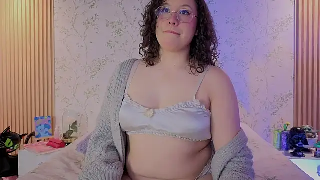 Charlotte  Miller online show from July 10, 12:05 pm