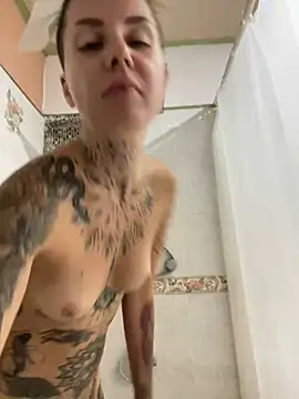 Izy cute  online show from March 7, 2:07 am