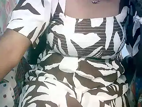 Barbie 183 online show from May 1, 5:54 am