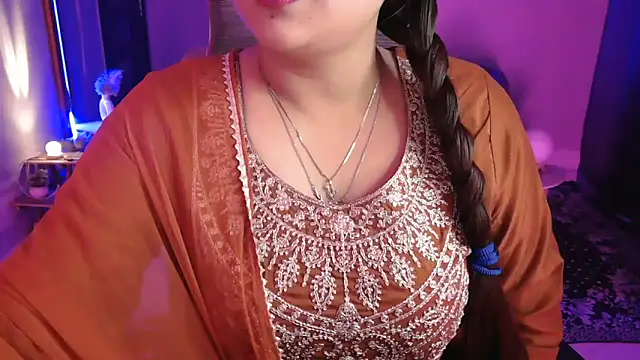 Mitikaa online show from December 2, 3:14 pm