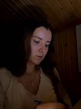 mewKate online show from October 3, 7:19 pm