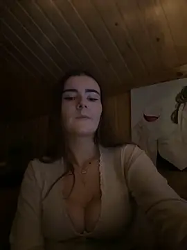 mewKate online show from November 12, 6:06 pm