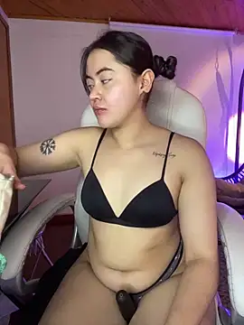 Camila pinkk online show from June 13, 4:26 pm