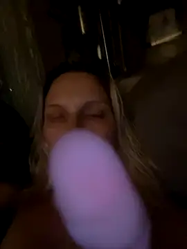 justpeachybaby online show from September 22, 4:44 am