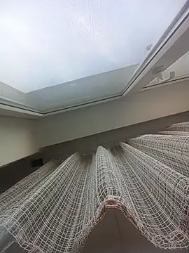 Lauren Amabel online show from March 16, 7:45 am