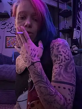 trashbrat online show from June 24, 3:27 am