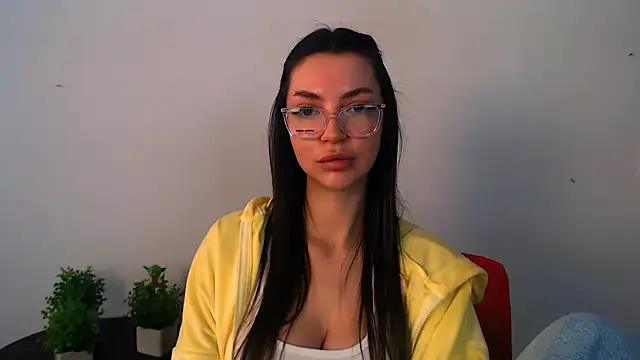 Lexi Jous online show from May 4, 1:59 pm