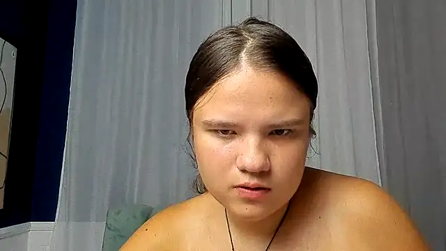 AdeleCruz online show from July 18, 12:29 pm