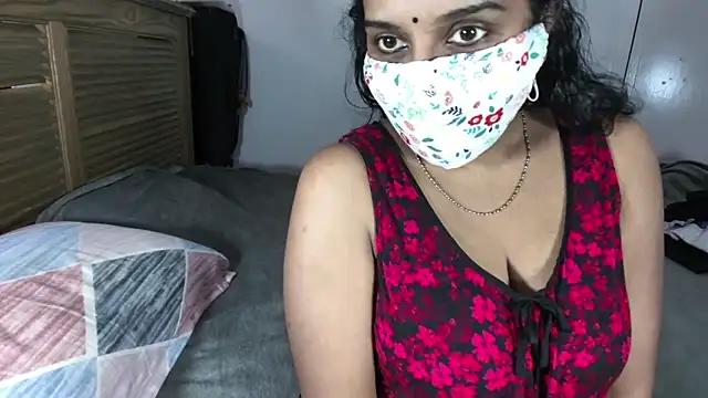 ArathyNambyarMallu online show from February 18, 10:47 am