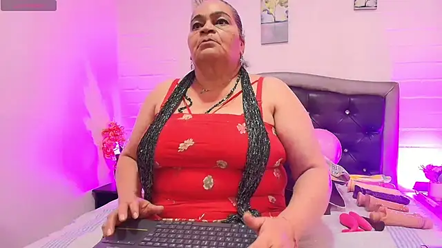 QueenMatturex online show from June 30, 7:35 pm