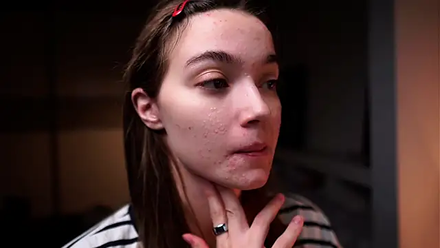 ileanacampbe online show from December 3, 4:26 am