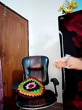 Tina-Sen online show from July 29, 3:50 am