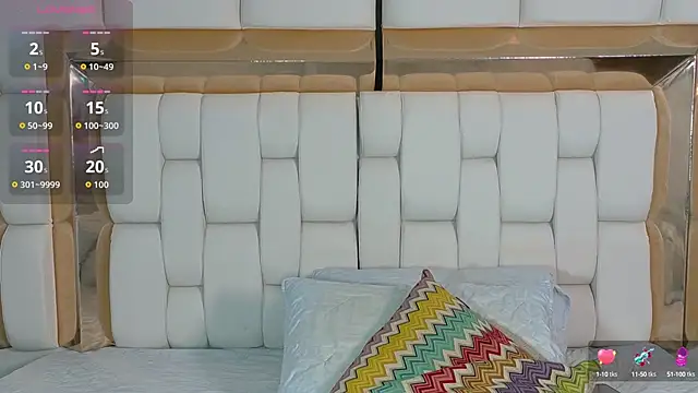 hotiergirl online show from October 3, 12:32 pm