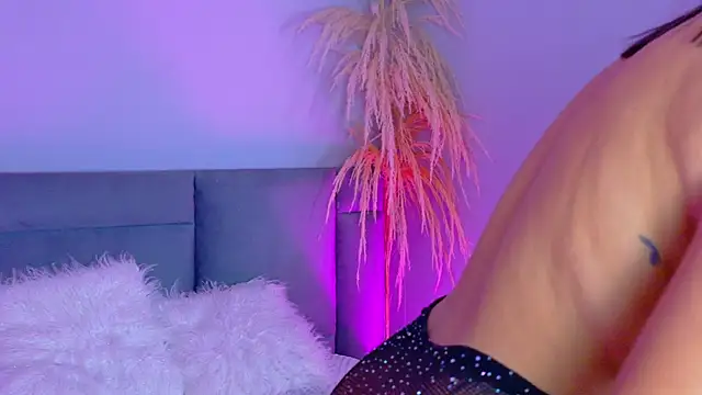 AlynAllen online show from February 12, 7:48 pm