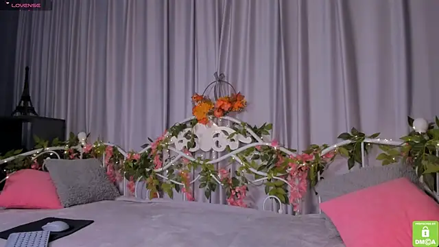 Amelia skyy online show from November 11, 2:51 am