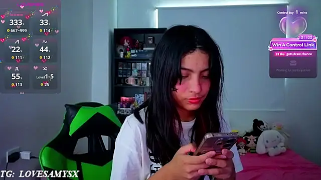 Lovelyamyy online show from June 3, 2:33 pm