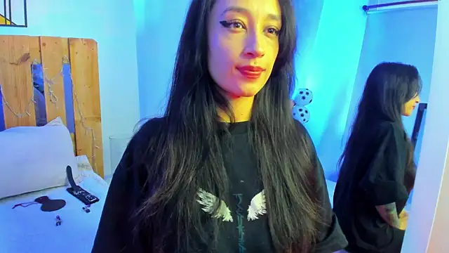 coral jonesss online show from July 7, 2:53 pm