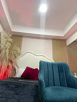 Sara  collins   online show from January 19, 12:12 pm