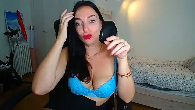 KattyFR online show from June 28, 6:58 pm