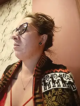VIANKA 0917 online show from June 17, 4:03 am