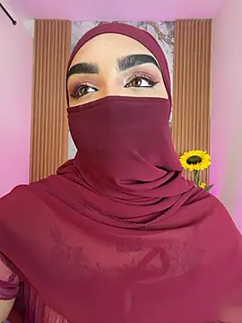 Maissa Alabi online show from July 27, 7:33 pm
