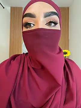 Maissa Alabi online show from July 25, 8:27 pm