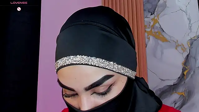 Maissa Alabi online show from July 11, 8:42 pm