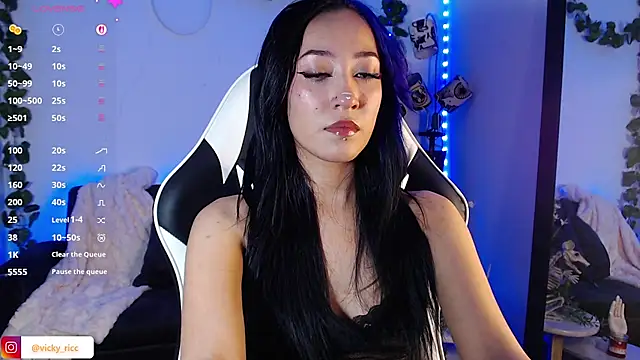 victoria ricci a online show from September 13, 4:20 am