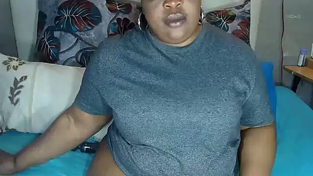 omalicha98 online show from July 30, 6:58 am