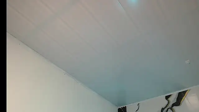 esmeralda-bk online show from December 15, 9:20 pm