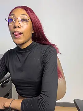 esmeralda-bk online show from November 28, 10:13 pm