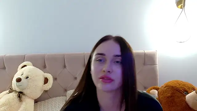 Snapshot of Lilliana_Moon chatting on October 5, 9:14 am Lilliana Moon online show from October 5, 9:14 am