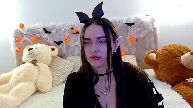 Lilliana Moon online show from November 1, 11:25 am