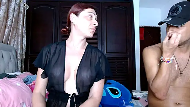 sweethoneytsx online show from November 20, 9:49 pm