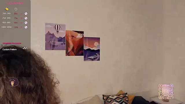 Snapshot of Leya_Curly chatting on September 22, 2:04 pm Leya Curly online show from September 22, 2:04 pm