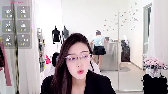 miaomiao-777 online show from June 28, 4:19 am