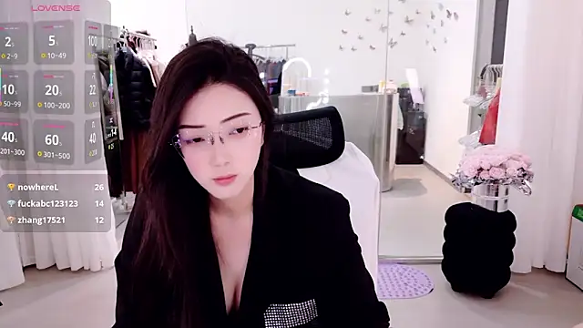 miaomiao-777 online show from May 15, 10:56 pm