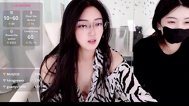 miaomiao-777 online show from October 30, 5:10 am