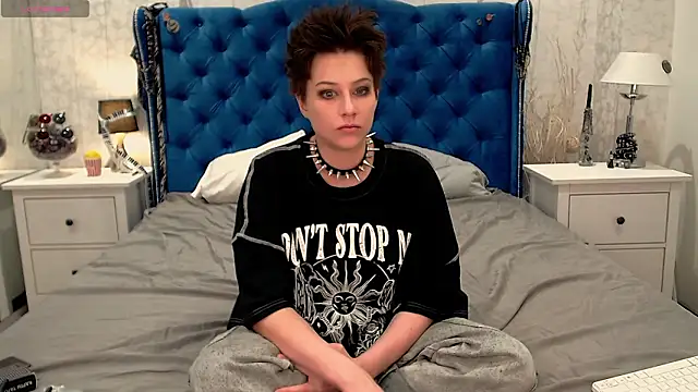 via mayer  online show from March 12, 10:40 am