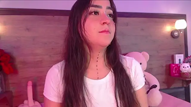 AdaaMillan online show from February 21, 9:37 pm