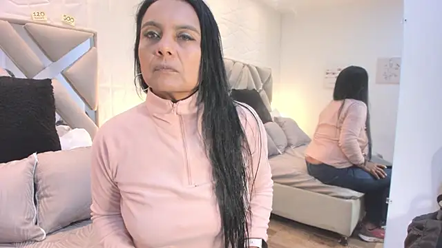 raquell moore online show from September 11, 12:27 pm