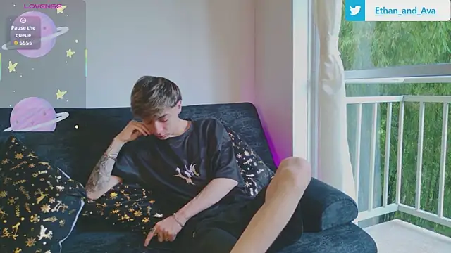 ethan and ava online show from November 20, 1:12 pm