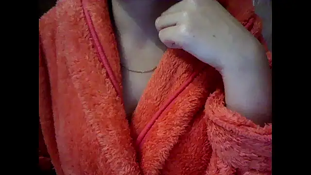 Allie Janet online show from October 14, 2:36 am